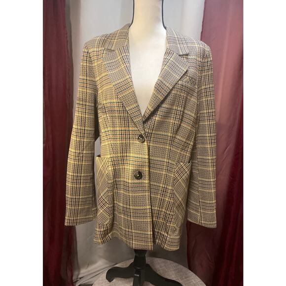 Cabi, Pastime Plaid Tailored Suit, size Medium - Picture 8 of 16